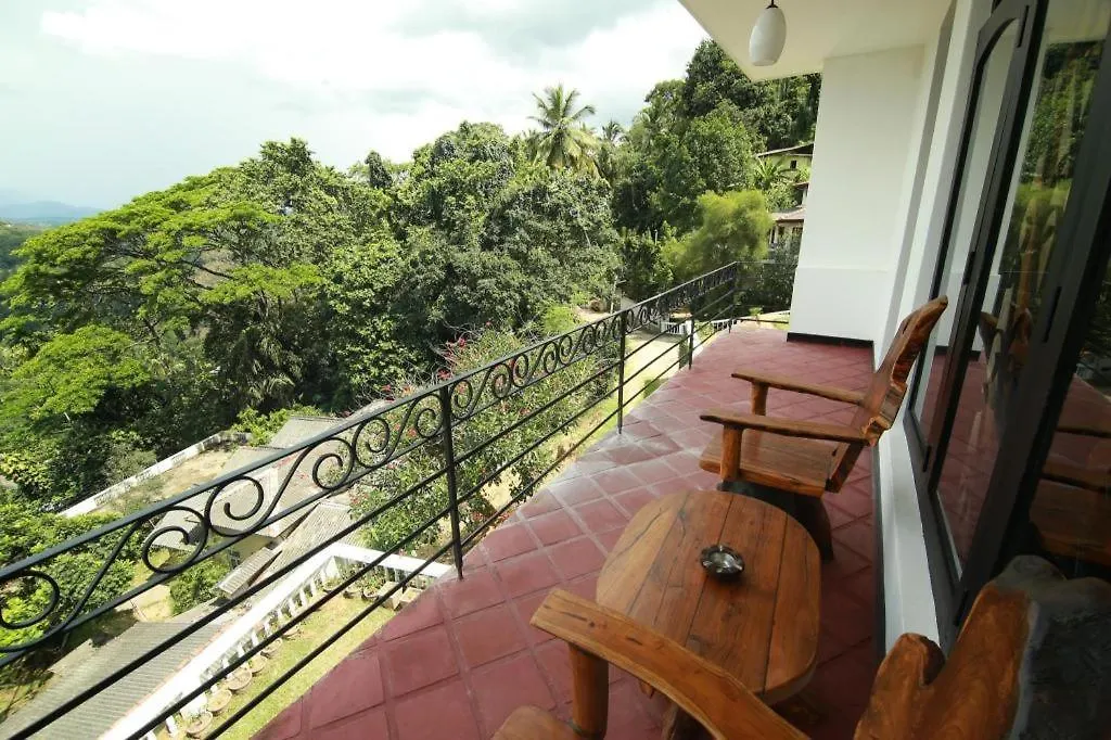 Mahaweli Regent Hotel Kandy