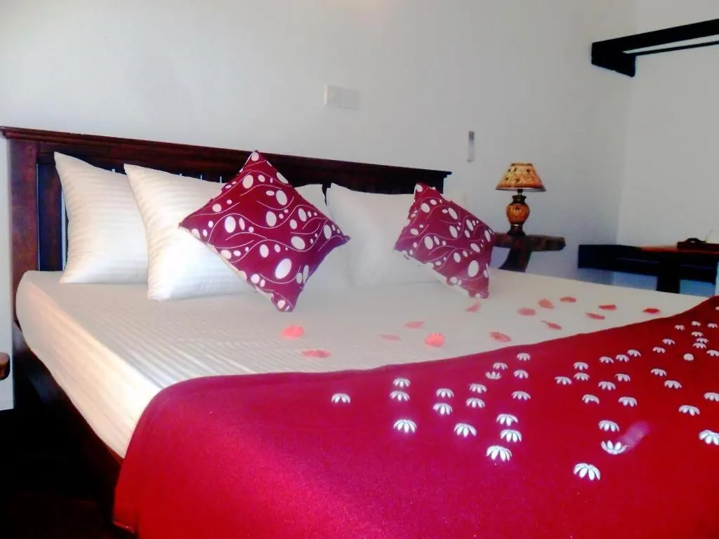 Mahaweli Regent Hotel Kandy
